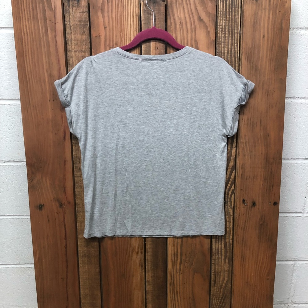 One Clothing size extra small gray t-shirt - Picture 6 of 6